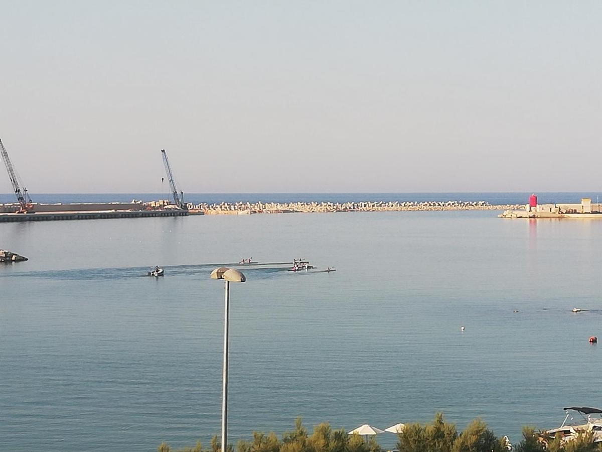 Appart Madonna Dei Martiri Molfetta Bagian luar foto
